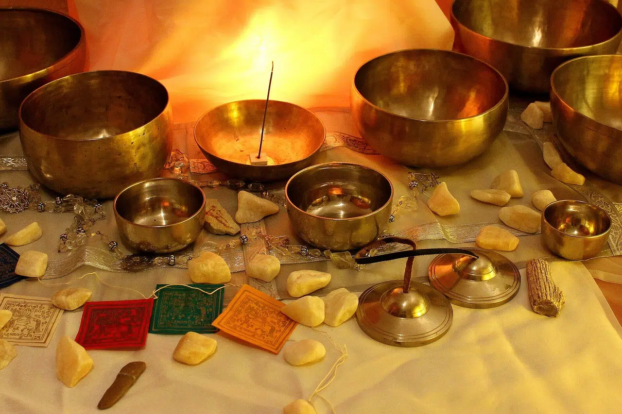 Des objets à vendre d'une boutique spirituelle africaine